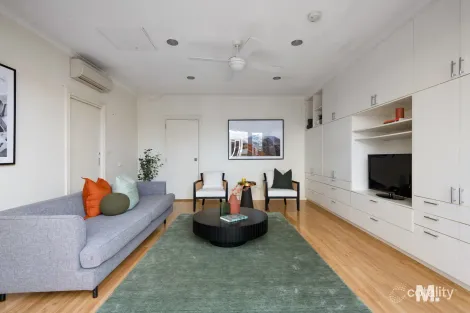 Property photo of 8 Spencer Street Essendon VIC 3040