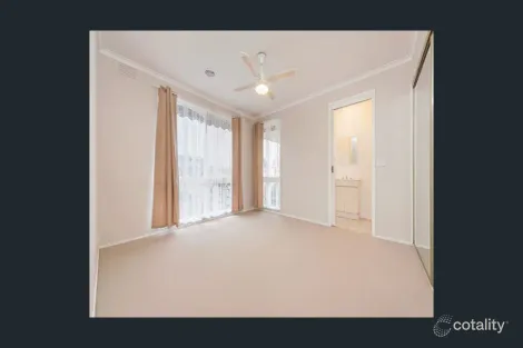 Property photo of 16 Grinstead Court Craigieburn VIC 3064