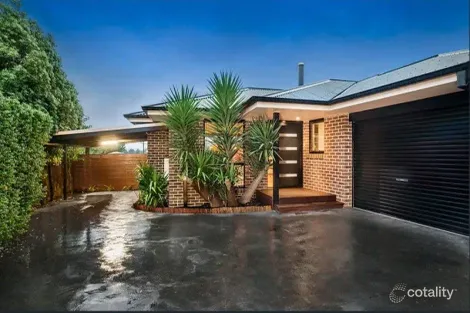 68a Eastfield Rd, Croydon South, VIC 3136