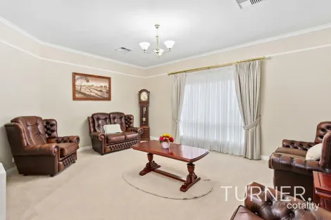Property photo of 2 Carlisle Court Hallett Cove SA 5158