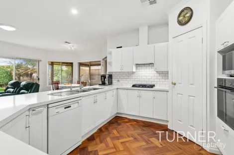 Property photo of 2 Carlisle Court Hallett Cove SA 5158