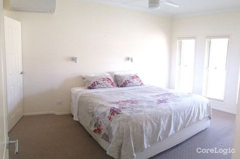 Property photo of 4 Manin Street Wynnum QLD 4178