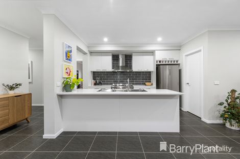 Property photo of 24 Celestial Circuit Tarneit VIC 3029