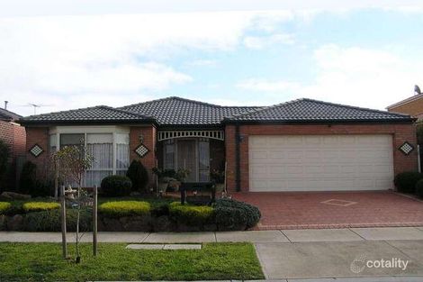 4 Herrington Turn, Caroline Springs, VIC 3023