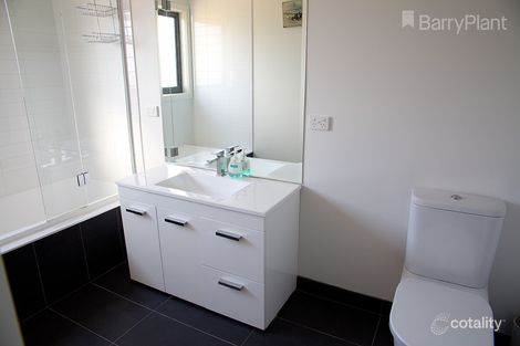 Property photo of 21 Elm Crescent Emerald VIC 3782