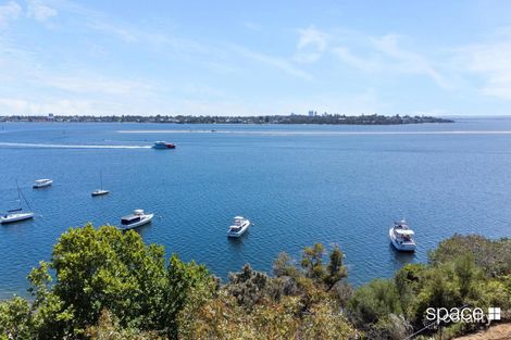 Property photo of 4 Riverview Place Mosman Park WA 6012