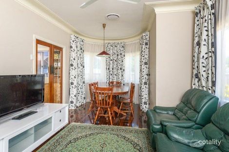 Property photo of 11 Grove Street Red Hill QLD 4059