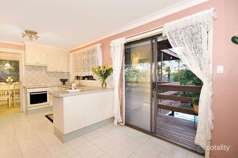 Property photo of 16 Hakea Street Yarrawarrah NSW 2233