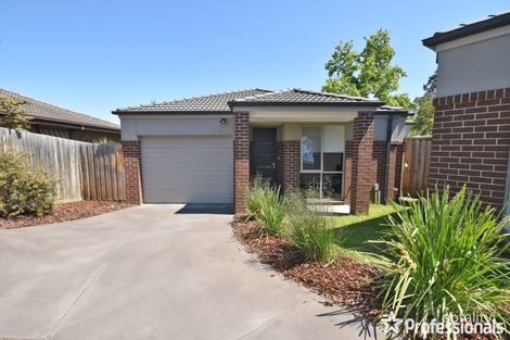 Property photo of 1 Cedar Close Mooroolbark VIC 3138