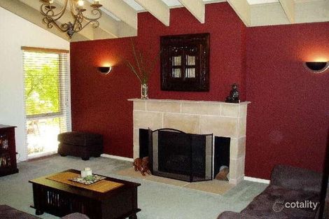 Property photo of 4 Gumnut Court Berwick VIC 3806