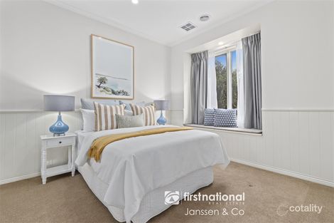 Property photo of 8 Cremin Close Kew VIC 3101