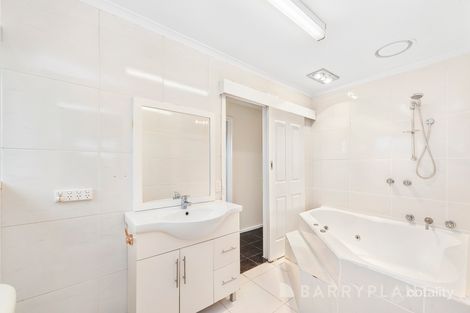 Property photo of 7 Grouse Court Werribee VIC 3030