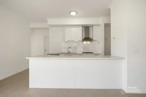 Property photo of 18 Aquarius Street Truganina VIC 3029