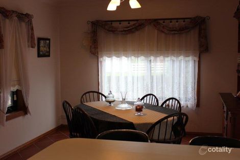 Property photo of 14 Meadenhall Drive St Albans Park VIC 3219