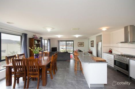 Property photo of 44 Brewer Drive West Wodonga VIC 3690