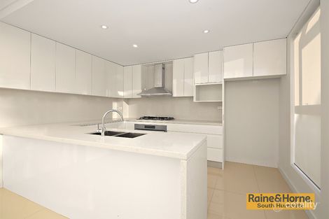 Property photo of 13/23-25 Gover Street Peakhurst NSW 2210