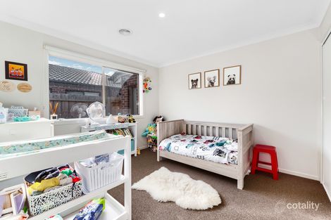Property photo of 113 Rossiter Retreat Cranbourne North VIC 3977