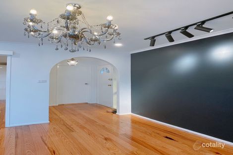 Property photo of 2 Lovell Drive St Albans VIC 3021