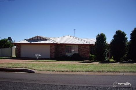 31 Dallang Rd, Middle Ridge, QLD 4350