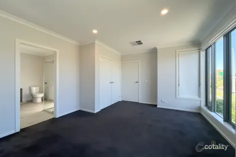 Property photo of 26 Argenta Parkway Tarneit VIC 3029