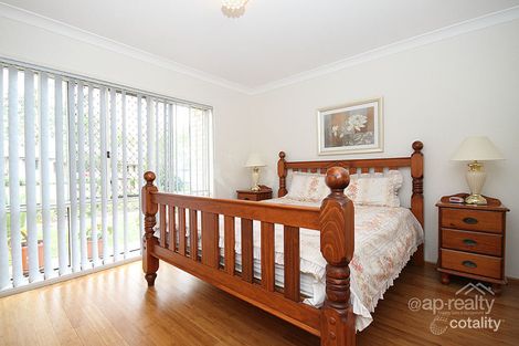 Property photo of 70 Cascade Drive Forest Lake QLD 4078