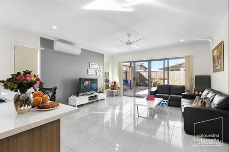 Property photo of 16 Chestnut Crescent Caloundra West QLD 4551