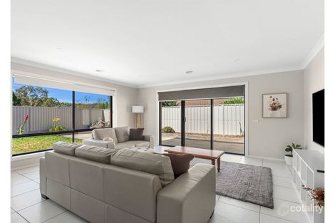Property photo of 15 Lorikeet Avenue Epsom VIC 3551