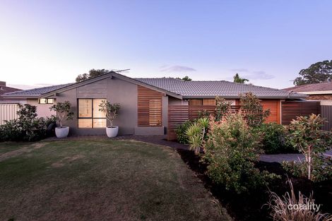 Property photo of 5 Graphic Court Beldon WA 6027