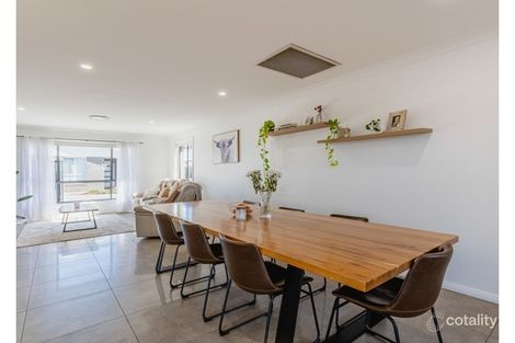 Property photo of 19A Bradford Circuit Dubbo NSW 2830
