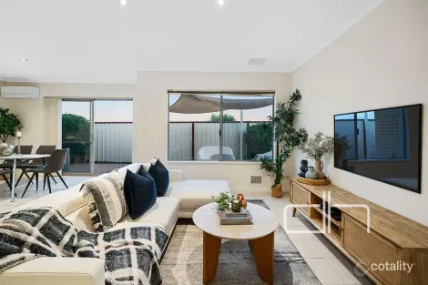 4/39 COOPER ST, MADELEY, WA 6065