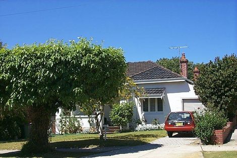 111 Salisbury St, Bedford, WA 6052