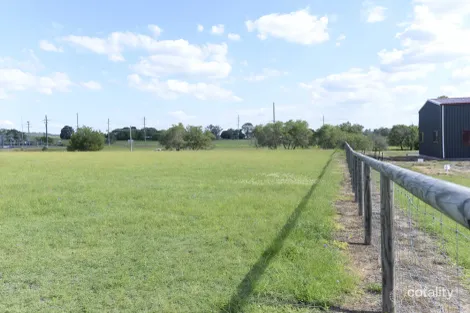 10 Jensens Swamp Rd, Lowood, QLD 4311