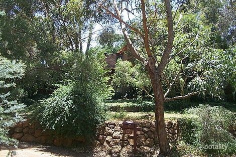 Property photo of 6 Tindale Road Lesmurdie WA 6076
