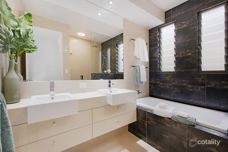 2 Mackay St, Dicky Beach, QLD 4551