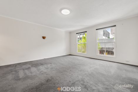 2/2 Moore St, Southbank, VIC 3006
