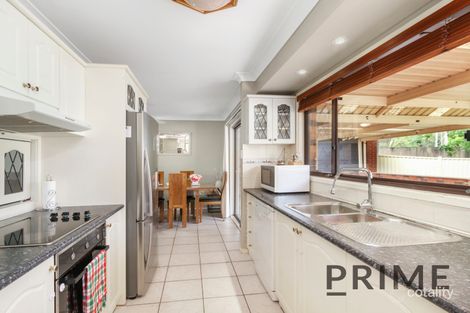 Property photo of 4 Silky Close Bossley Park NSW 2176