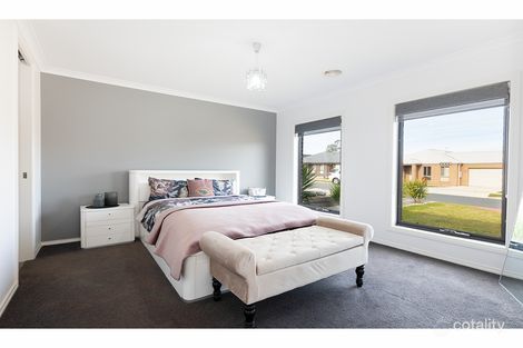 Property photo of 16 Driver Terrace Glenroy NSW 2640