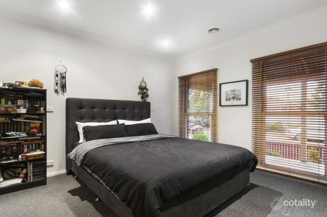 Property photo of 50 Clarendon Wynd Caroline Springs VIC 3023
