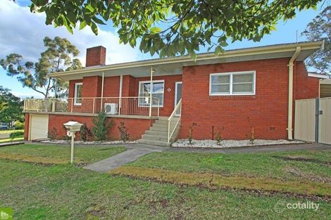 2 Bristol Pde, Farmborough Heights, NSW 2526