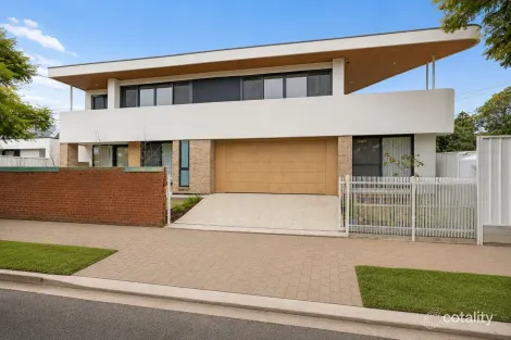 Property photo of 27A Gordon Road Black Forest SA 5035