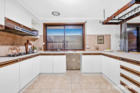 Property photo of 5 Investigator Grove Altona Meadows VIC 3028