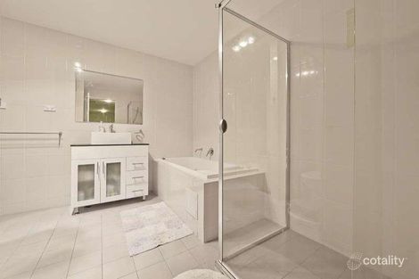 Property photo of 10 Eileen Good Street Greenway ACT 2900