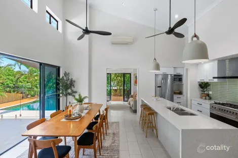 Property photo of 3 Eleanor Close Mooroobool QLD 4870