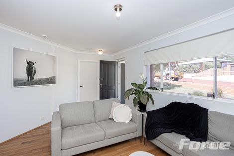 Property photo of 3 Samuel Place Wanneroo WA 6065
