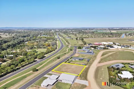 Property photo of 9 Nancy Bird-Walton Drive Narromine NSW 2821