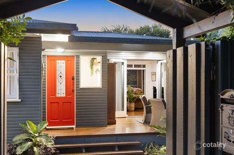 27 Oakey St, Stafford Heights, QLD 4053