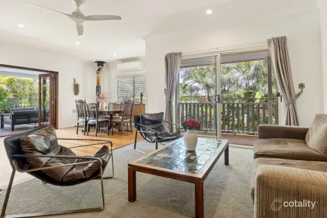 Property photo of 16 Ivory Curl Place Bangalow NSW 2479