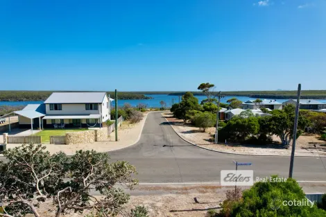 1 Murphy Pl, Bremer Bay, WA 6338