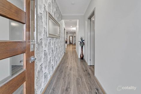 Property photo of 8 Garry Drive Tarneit VIC 3029