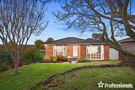 Property photo of 2 Gould Place Mooroolbark VIC 3138